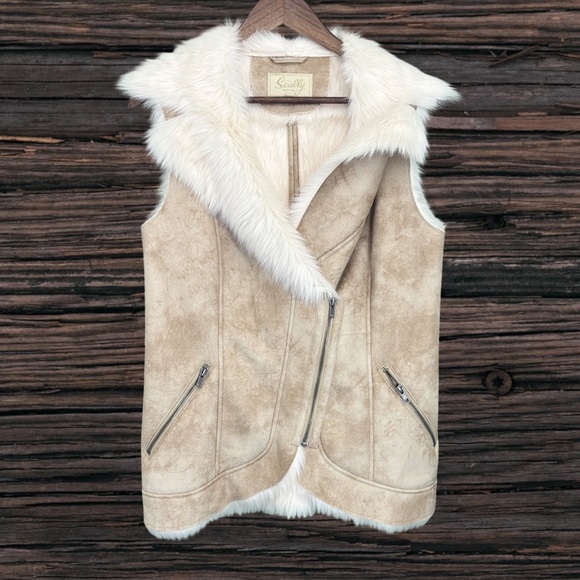 Scully Tan and White Shearling Vests - Picture 1 of 4